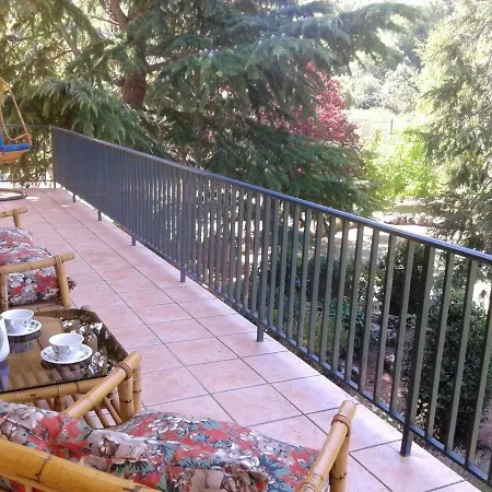 Holiday home 4 Bedrooms House With Enclosed Garden At *