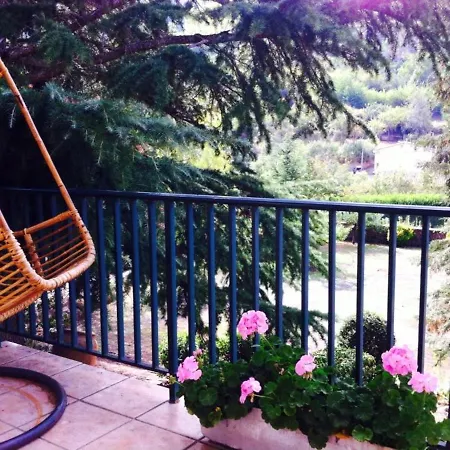 4 Bedrooms House With Enclosed Garden At Pradoluengo